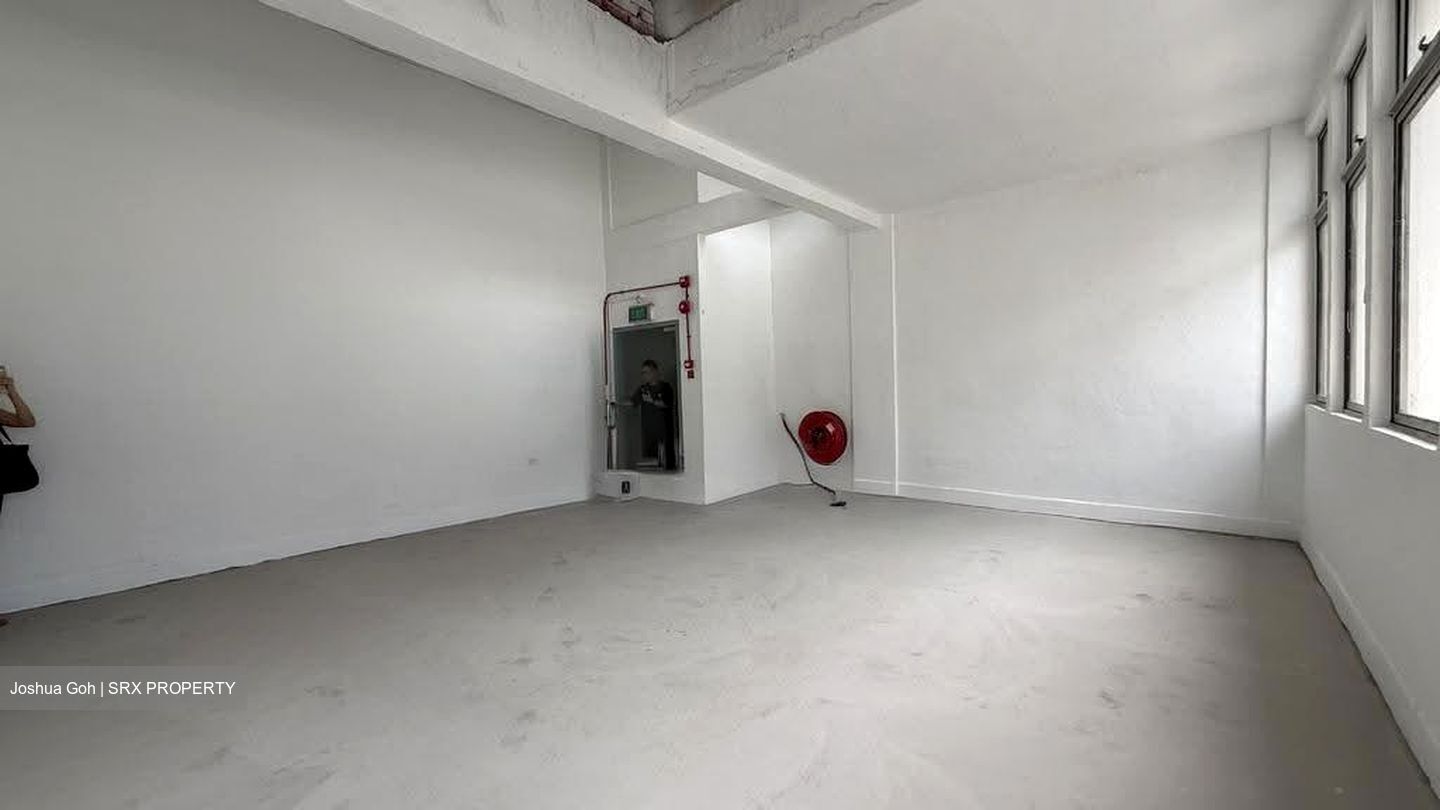 Jurong Industrial Estate (D22), Factory #636389391